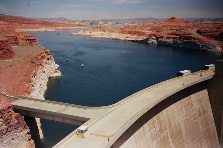 usa_1990-05-17 00-00-01_r04f09